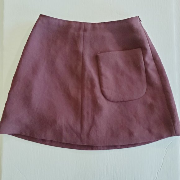 WILFRED | Mini Skirt in Burgandy - Picture 5 of 5